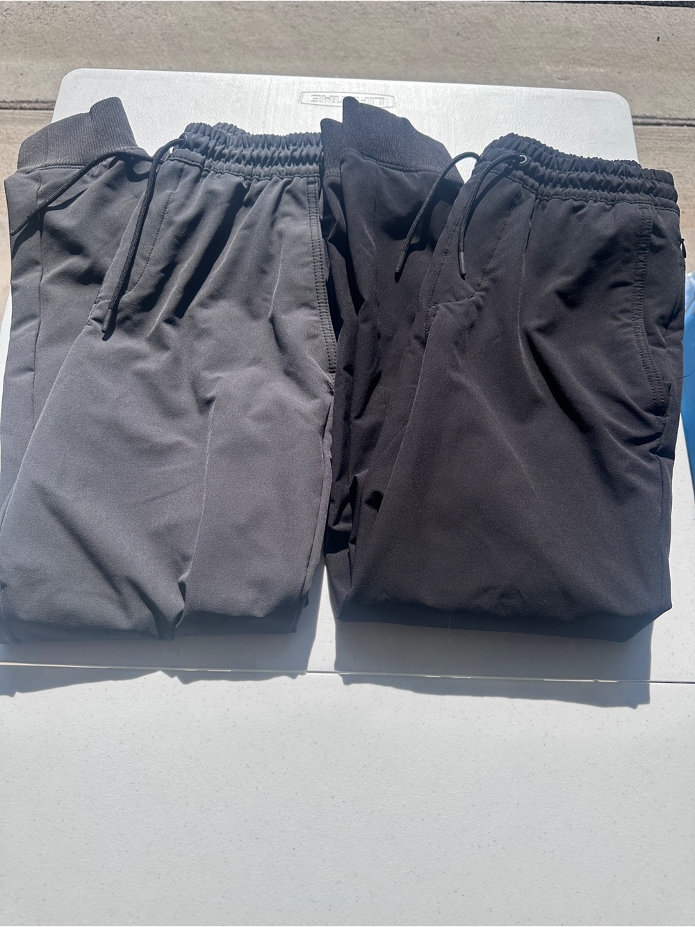 Old Navy Men’s Stretchtech Go H20 Jogger Pants - Gray & Black